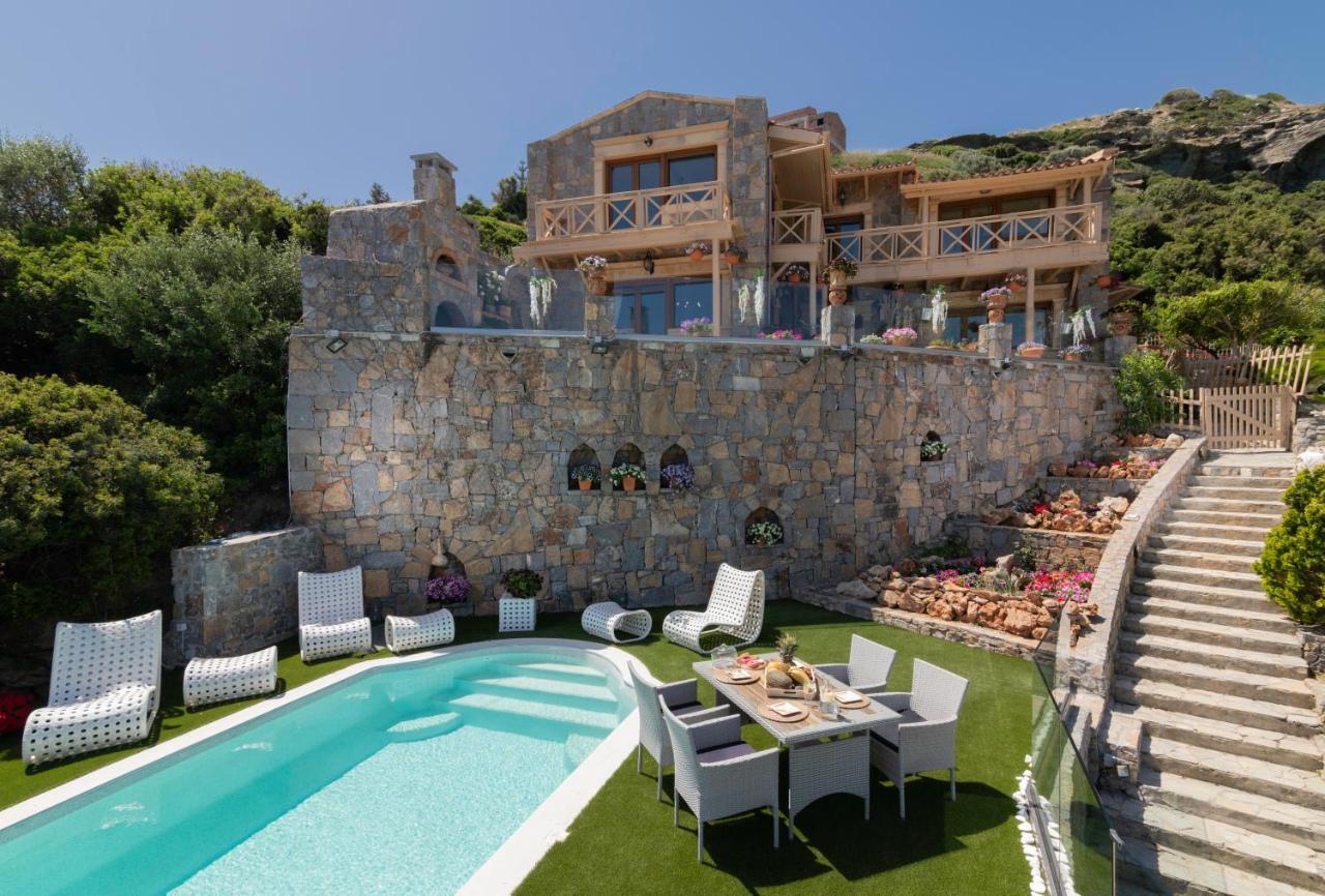 Felini Palace Agia Pelagia Exteriér fotografie